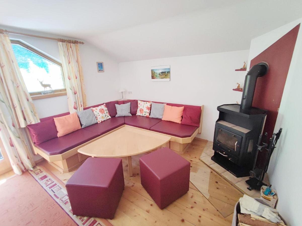 Pretty Holiday Home In Mayerhofen With Balcony Mayrhofen Luaran gambar