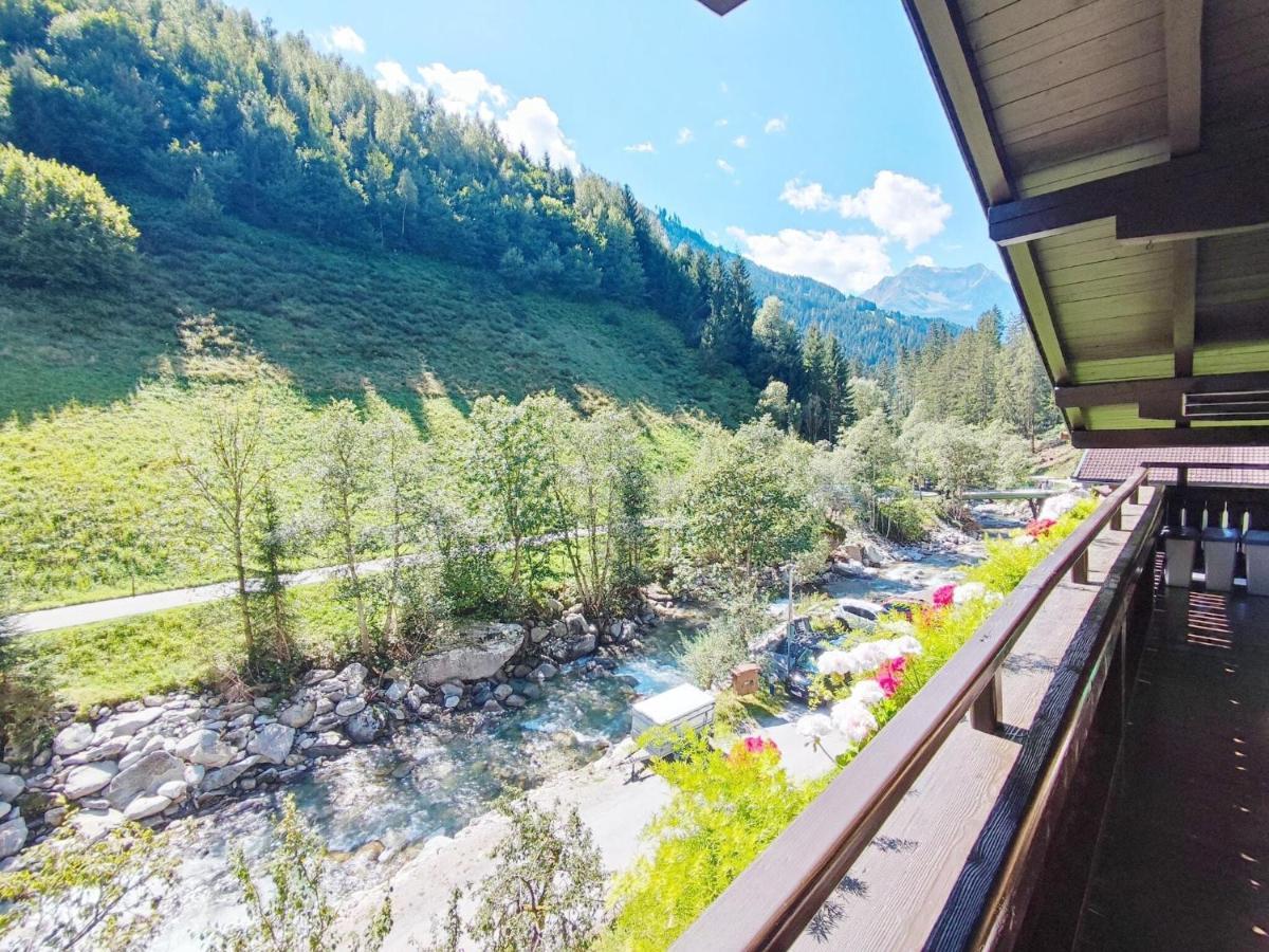 Pretty Holiday Home In Mayerhofen With Balcony Mayrhofen Luaran gambar